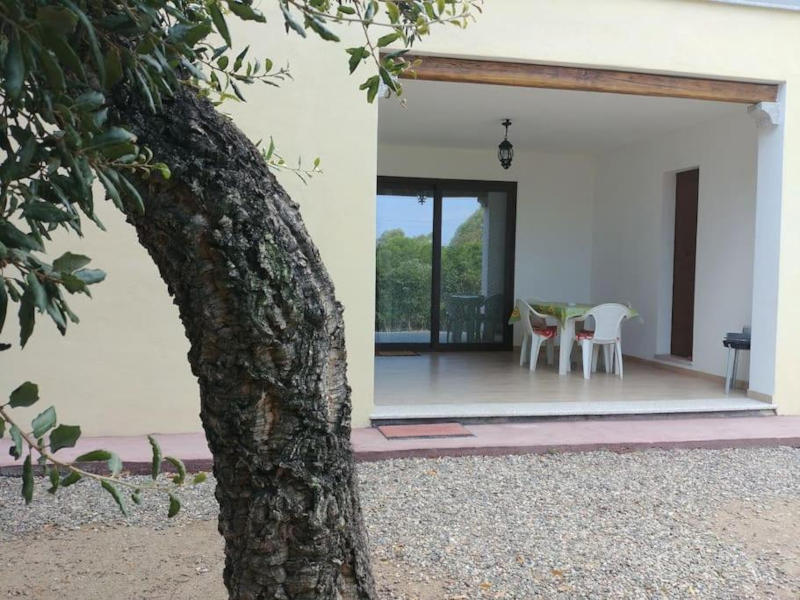 Vista esterna della casa vacanze Sunny House Budoni