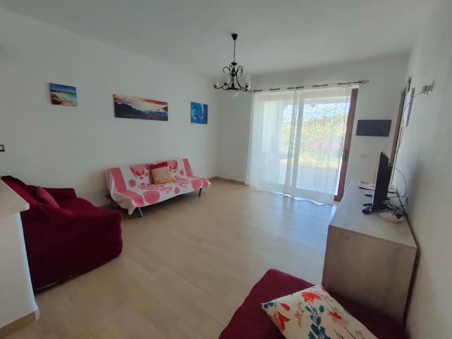 Cucina completamente attrezzata